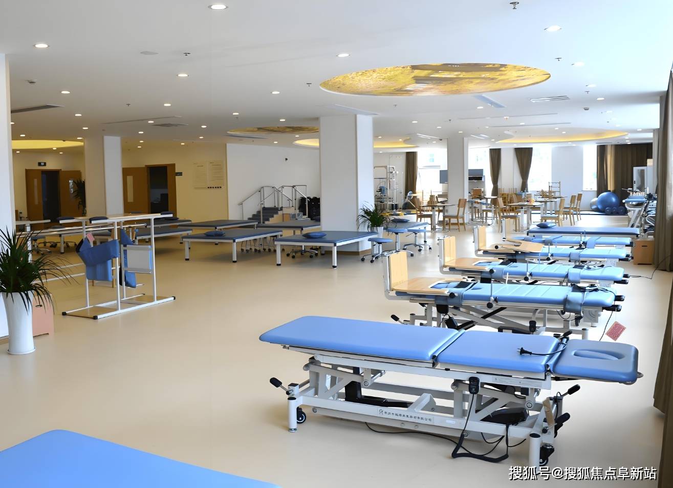 心地址电线生态疗愈环境适老化便捷设施CQ9电子游戏网站庞各庄镇养老照料中(图3)