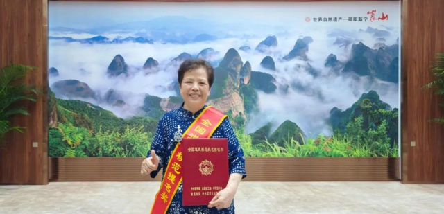 诚——走近全国道德模范提名奖获得者林生丽